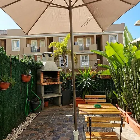 Charming Studio In Mar With Shared Pool 50 M² 아파트